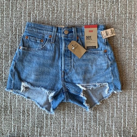 Levi's 501 Original High-Rise Cut-Off Jean Shorts - Picture 6 of 7